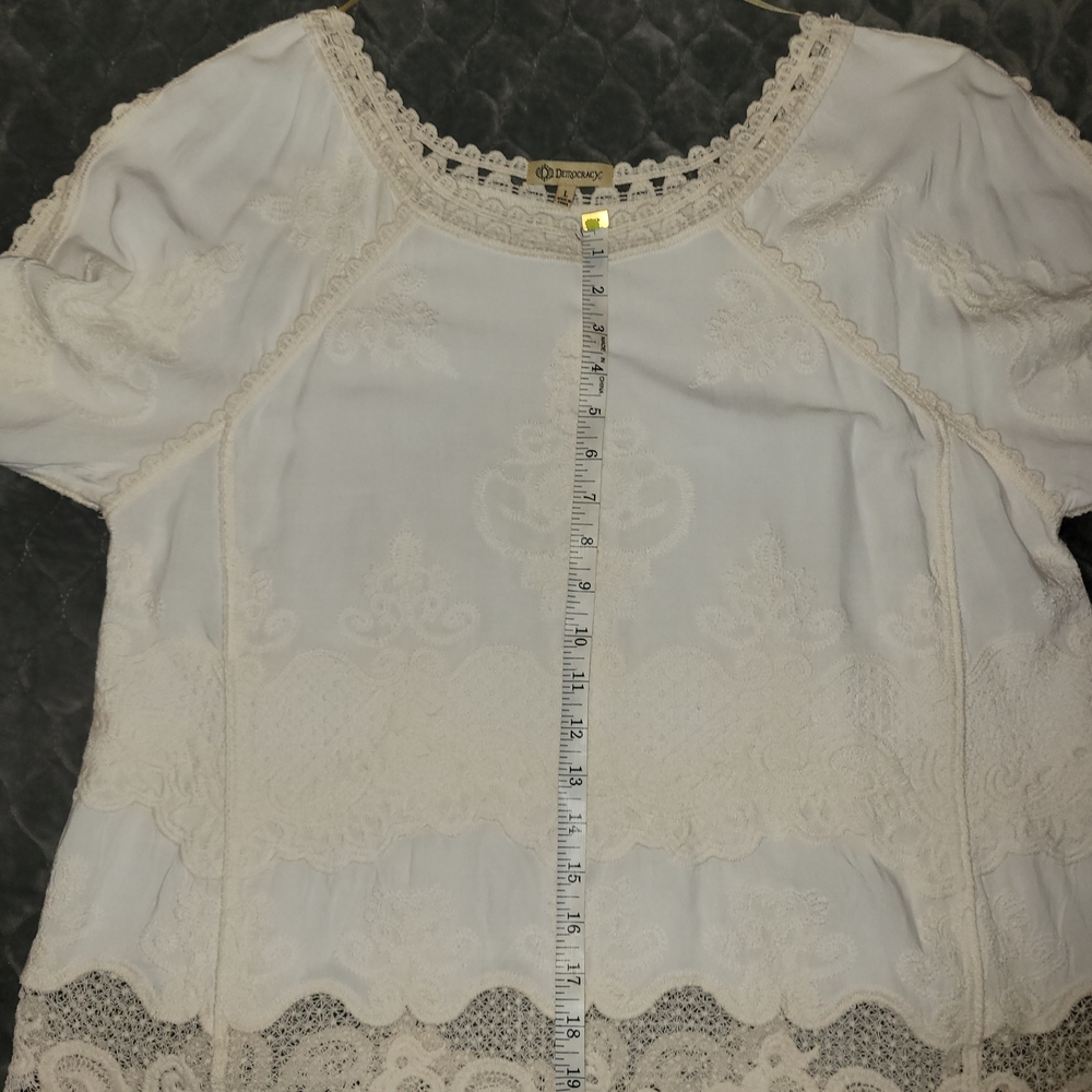Democracy Cream Lace Trim Boho Blouse Size L Crochet Detail - Picture 11 of 12
